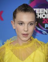 Millie Bobby Brown Longsleeve T-shirt #2793138