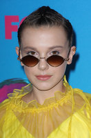Millie Bobby Brown Longsleeve T-shirt #2793140