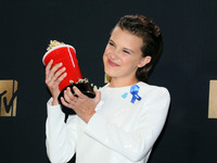 Millie Bobby Brown magic mug #G1035353