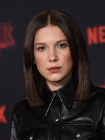 Millie Bobby Brown Longsleeve T-shirt #2851006