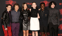 Millie Bobby Brown Longsleeve T-shirt #2851193