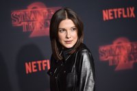 Millie Bobby Brown Longsleeve T-shirt #2851194