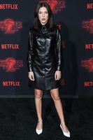 Millie Bobby Brown Longsleeve T-shirt #2851207
