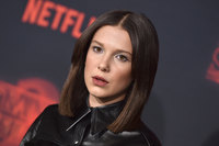 Millie Bobby Brown Longsleeve T-shirt #2851227