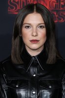 Millie Bobby Brown Longsleeve T-shirt #2851234