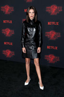 Millie Bobby Brown Longsleeve T-shirt #2851273