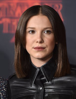 Millie Bobby Brown Longsleeve T-shirt #2851276