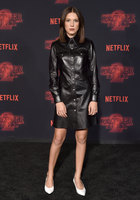 Millie Bobby Brown Longsleeve T-shirt #2851292