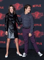 Millie Bobby Brown Longsleeve T-shirt #2851369
