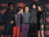 Millie Bobby Brown Sweatshirt #2851401