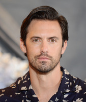 Milo Ventimiglia Sweatshirt #3749052