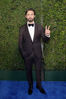 Milo Ventimiglia Longsleeve T-shirt #3749056
