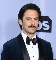 Milo Ventimiglia Longsleeve T-shirt #3749071