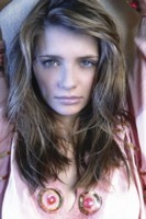 Mischa Barton Longsleeve T-shirt #1372100