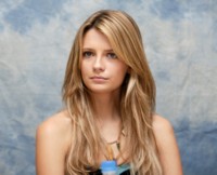 Mischa Barton Longsleeve T-shirt #1422959