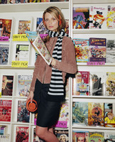 Mischa Barton hoodie #2118405