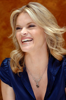 Missi Pyle Sweatshirt #2402351