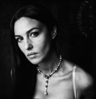 Monica Bellucci Sweatshirt #1337298
