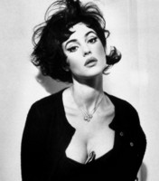 Monica Bellucci Sweatshirt #1343386