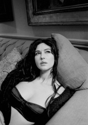 Monica Bellucci stickers 1423143