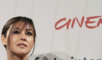 Monica Bellucci Sweatshirt #1459895
