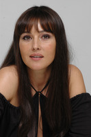 Monica Bellucci longsleeve t-shirt #2032216