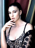 Monica Bellucci Sweatshirt #2032245