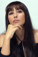 Monica Bellucci longsleeve t-shirt #2252943