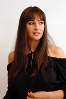 Monica Bellucci longsleeve t-shirt #2399551