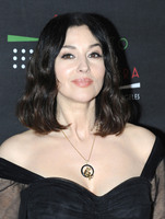 Monica Bellucci longsleeve t-shirt #3060592