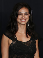 Morena Baccarin longsleeve t-shirt #3878292