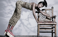 Naomi Campbell hoodie #2634220