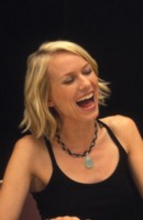 Naomi Watts Longsleeve T-shirt #1328754