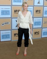 Naomi Watts Sweatshirt #1370489