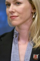 Naomi Watts mug #G178077