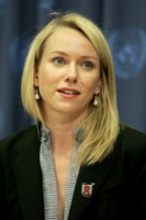Naomi Watts mug #G178082