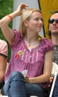Naomi Watts Longsleeve T-shirt #1419042