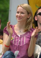 Naomi Watts Longsleeve T-shirt #1419047