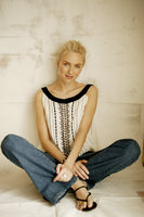 Naomi Watts mug #G380591
