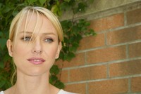 Naomi Watts Longsleeve T-shirt #2097378