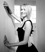 Naomi Watts Sweatshirt #2097514