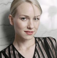 Naomi Watts Longsleeve T-shirt #2097565