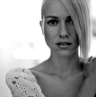 Naomi Watts Longsleeve T-shirt #2097604
