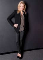 Naomi Watts Longsleeve T-shirt #2225490