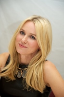 Naomi Watts Longsleeve T-shirt #2225500
