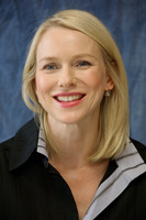 Naomi Watts Longsleeve T-shirt #2236455
