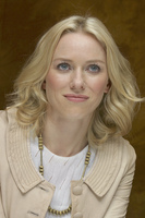 Naomi Watts Longsleeve T-shirt #2236467