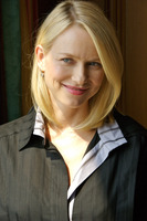 Naomi Watts mug #G573038