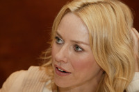 Naomi Watts mug #G575926