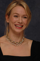 Naomi Watts Longsleeve T-shirt #2239383